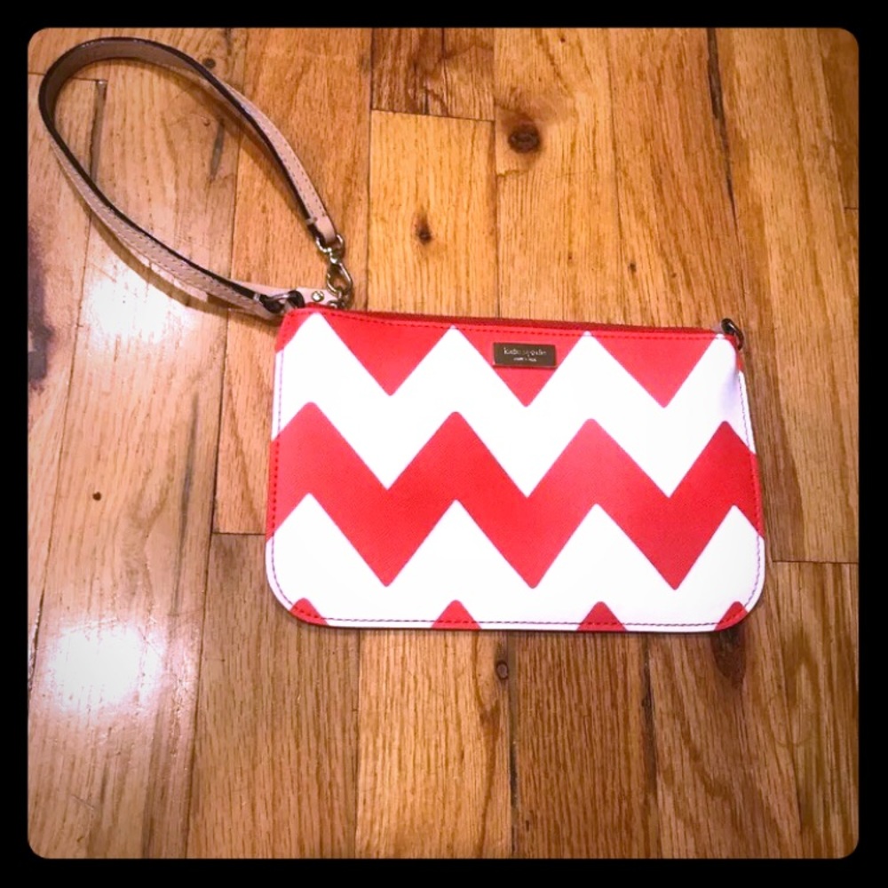 Kate Spade Red White Chevron Wristlet Clutch